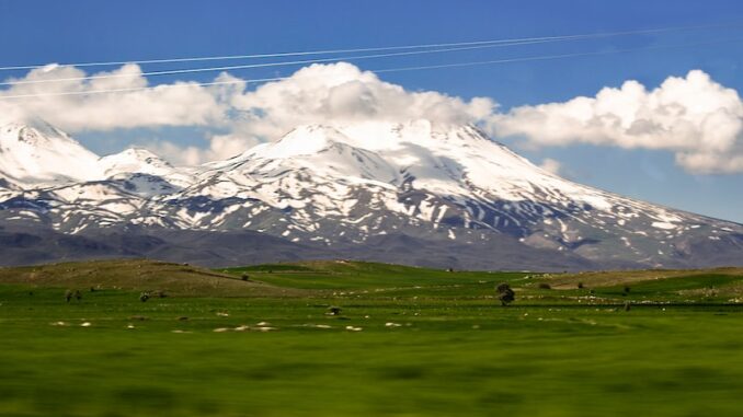 uploaded-image-umurluda-yesil-enerji-ve-cevre-koruma-projeleri-1697893353816